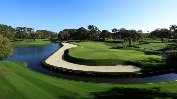 The 11th green at the immaculate TPC Sawgrass